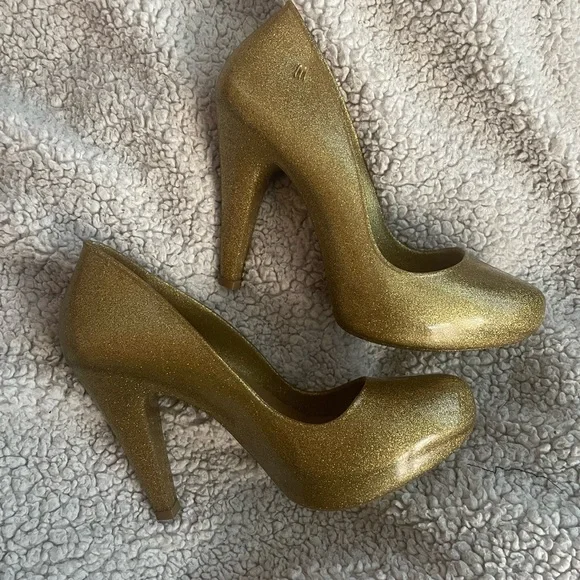 Melissa Shimmering Gold Heels - Picture 2 of 5